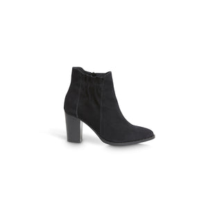 Edge Black Suede